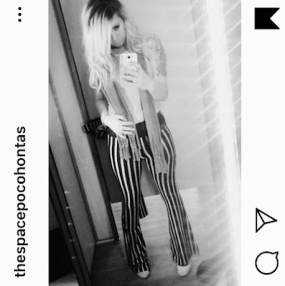 Meet your Posher, Tamara - Picture 1 of 1